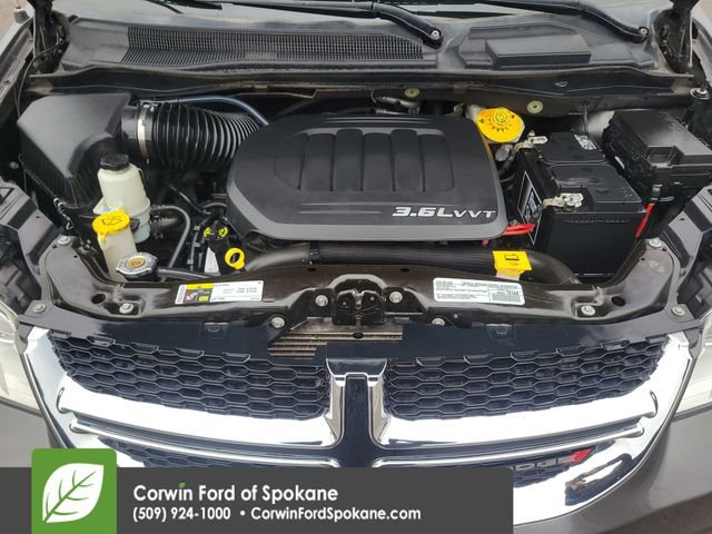 Used 2018 Dodge Grand Caravan SXT image 33