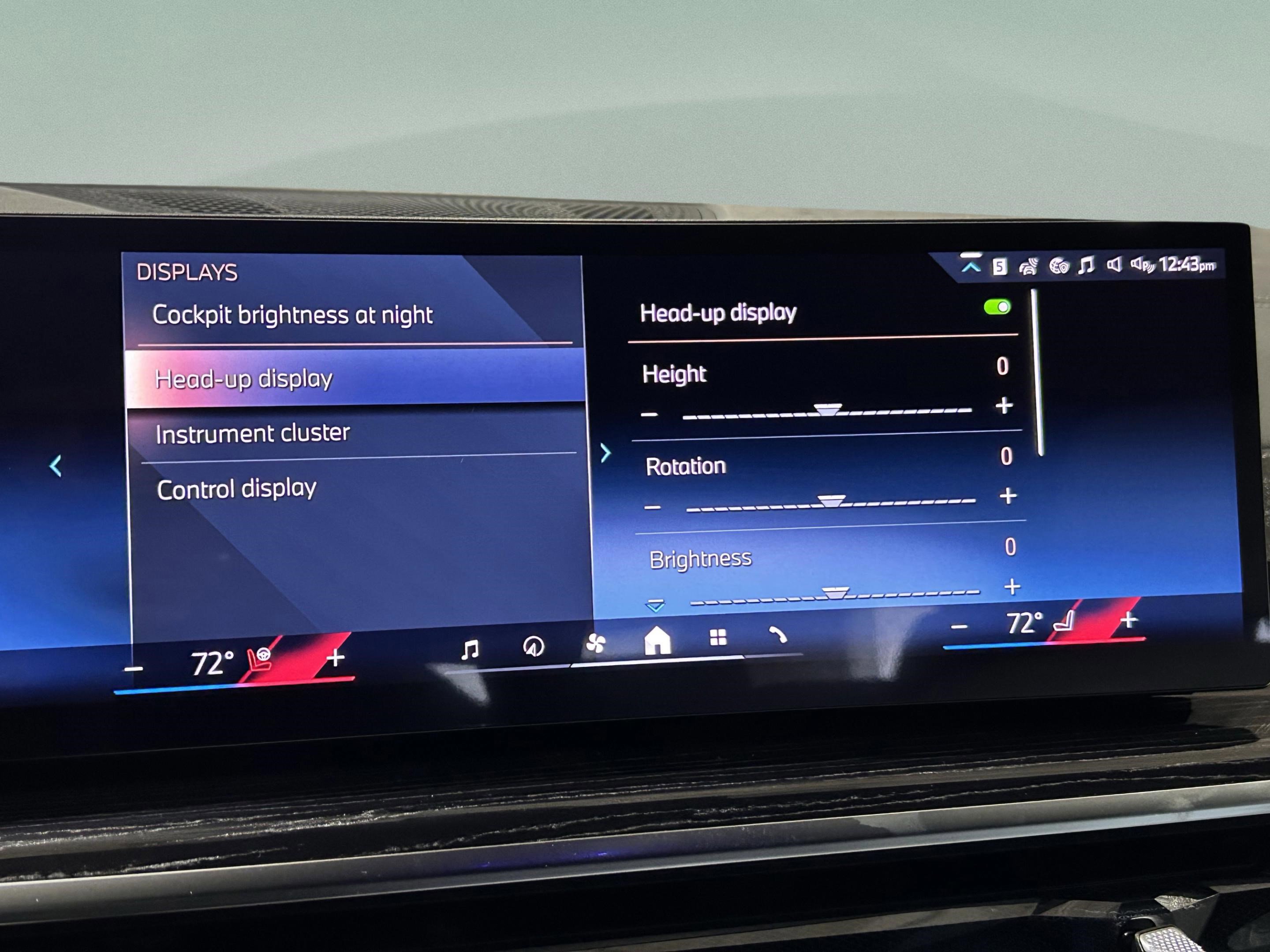 New 2026 BMW X6 xDrive40i w/ Climate Comfort Package image 13