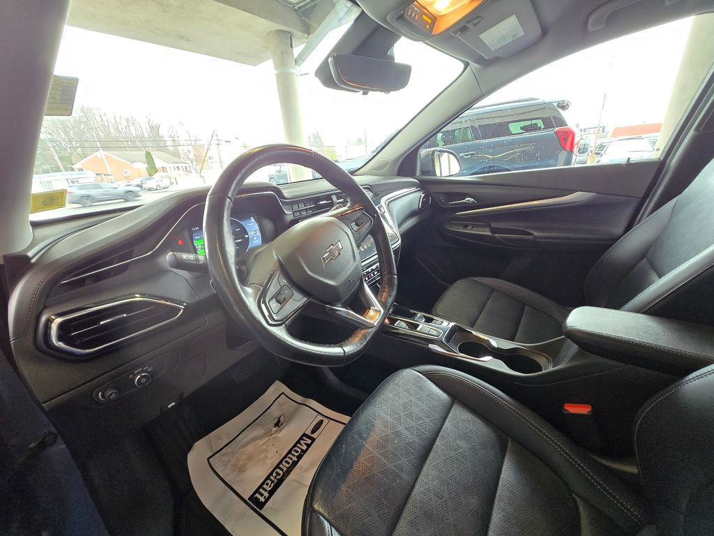 Used 2023 Chevrolet Bolt EUV Premier image 9