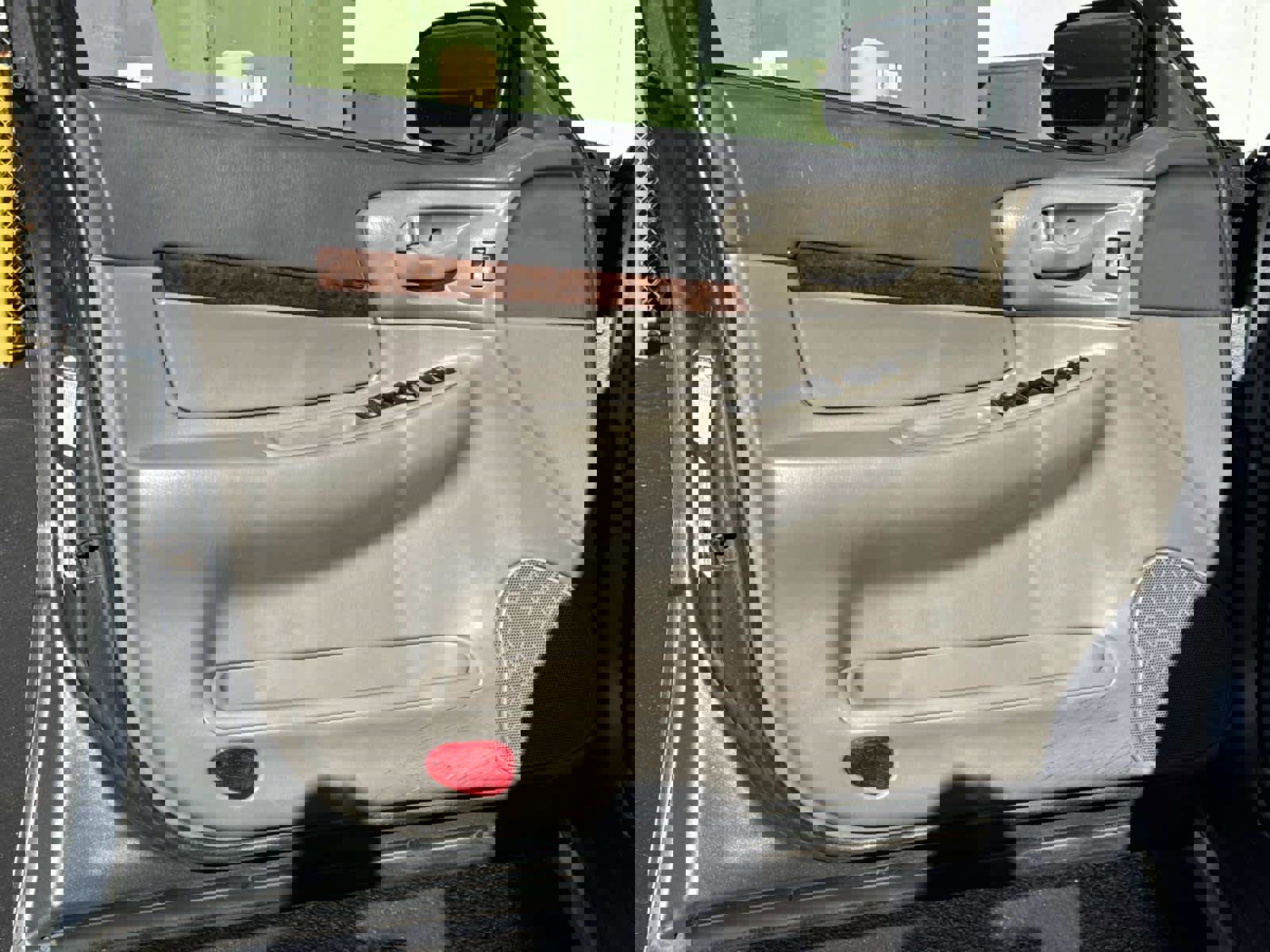 Used 2005 Chevrolet Impala w/ Preferred Equipment Group image 16