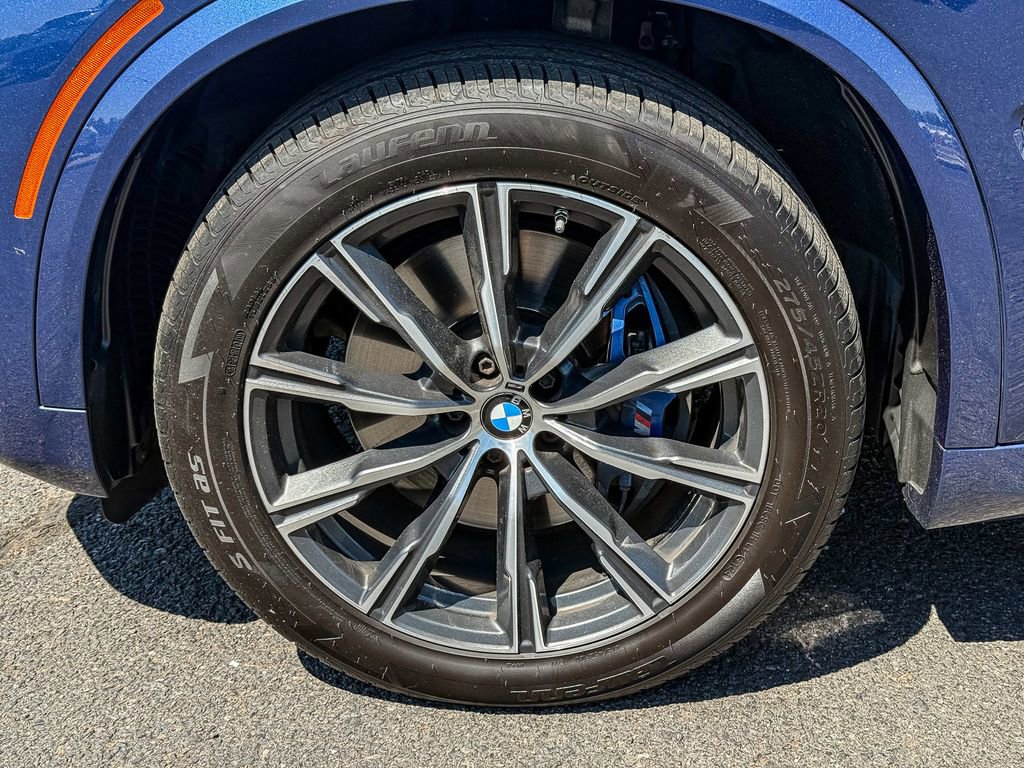 Used 2021 BMW X5 xDrive40i w/ M Sport Package AWD/4WD image 11