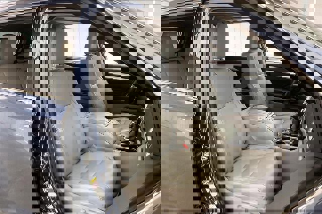 Used 2017 Toyota Highlander XLE image 7