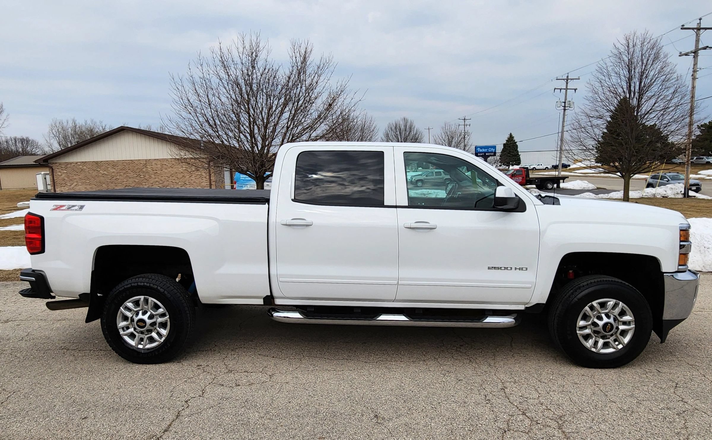 Used 2019 Chevrolet Silverado 2500 LT AWD/4WD image 8