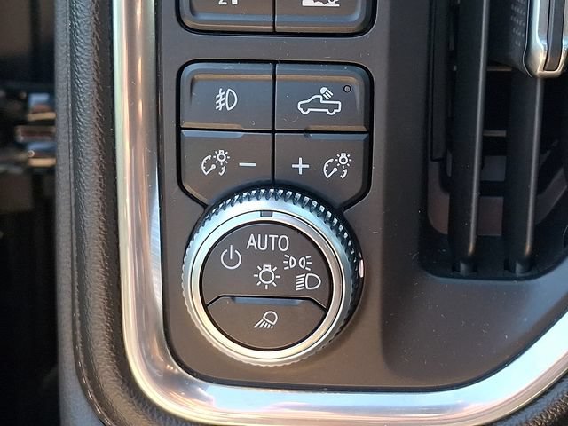 Used 2019 GMC Sierra 1500 SLT w/ SLT Premium Package AWD/4WD image 25