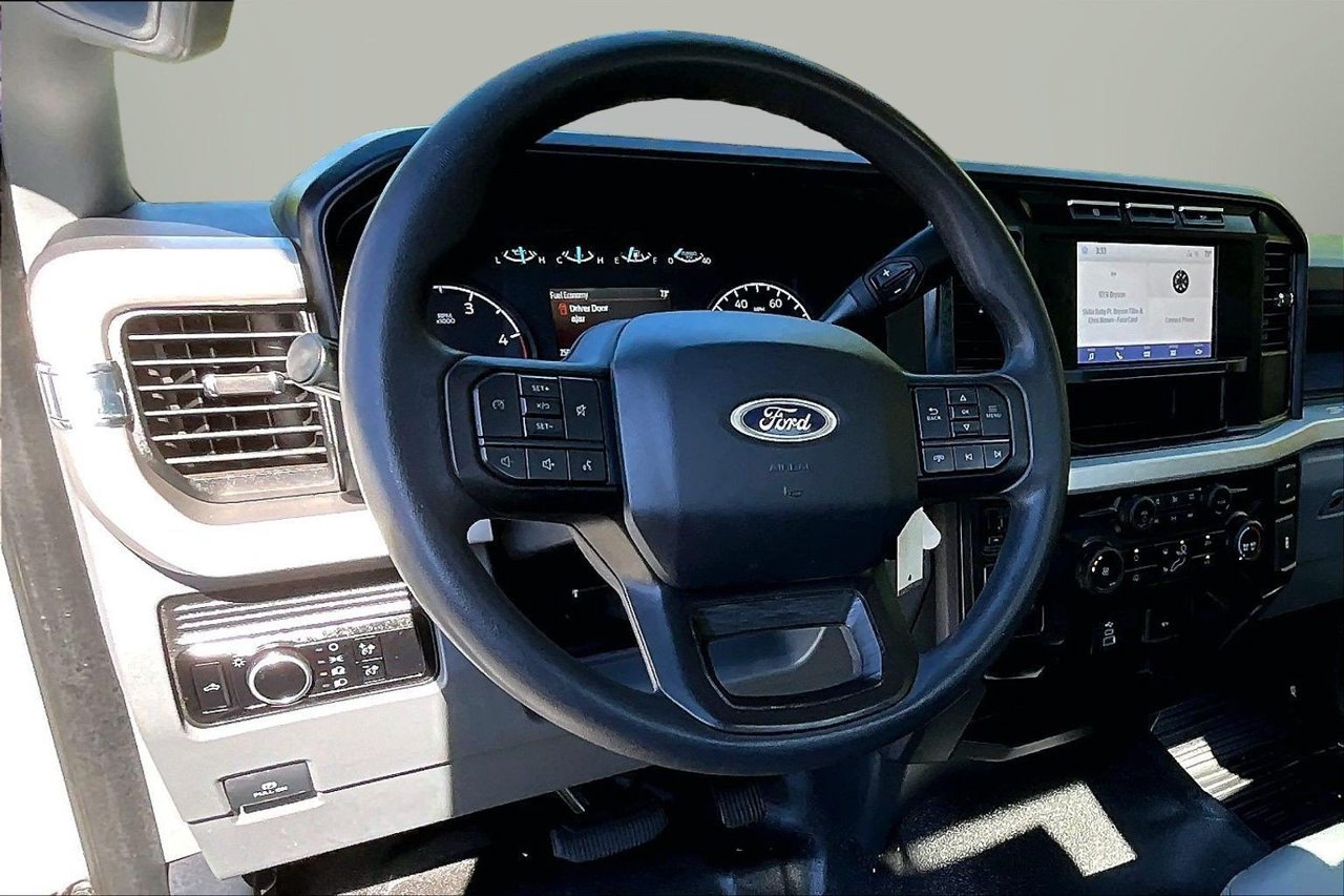 Used 2023 Ford F250 XL RWD image 10