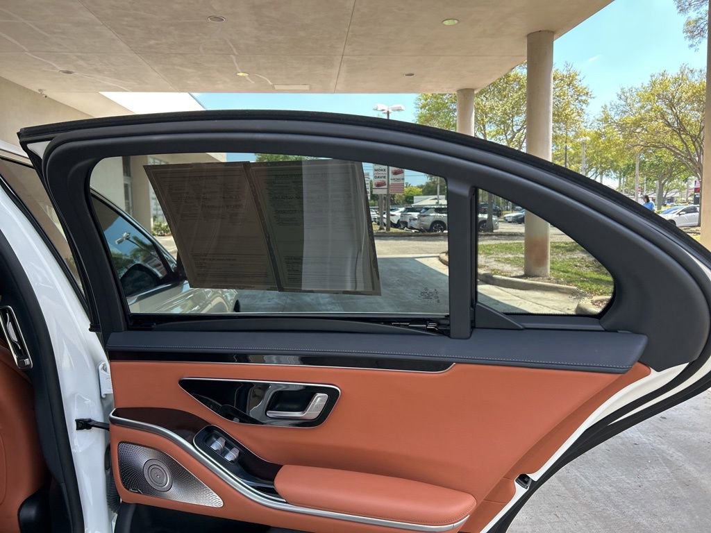 Used 2023 Mercedes-Benz S 500 4MATIC image 35