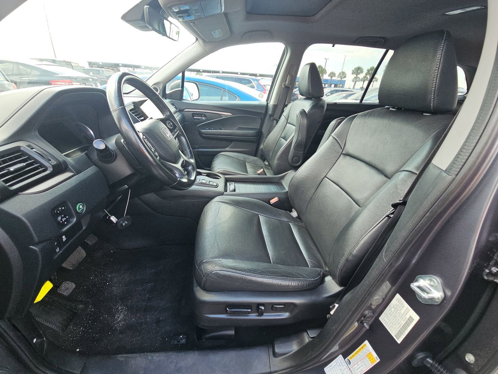 Used 2022 Honda Pilot Special Edition image 3