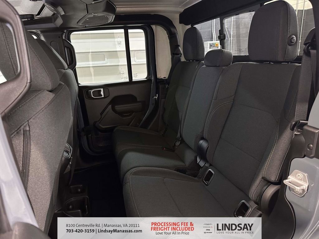New 2026 Jeep Gladiator Sport AWD/4WD image 19