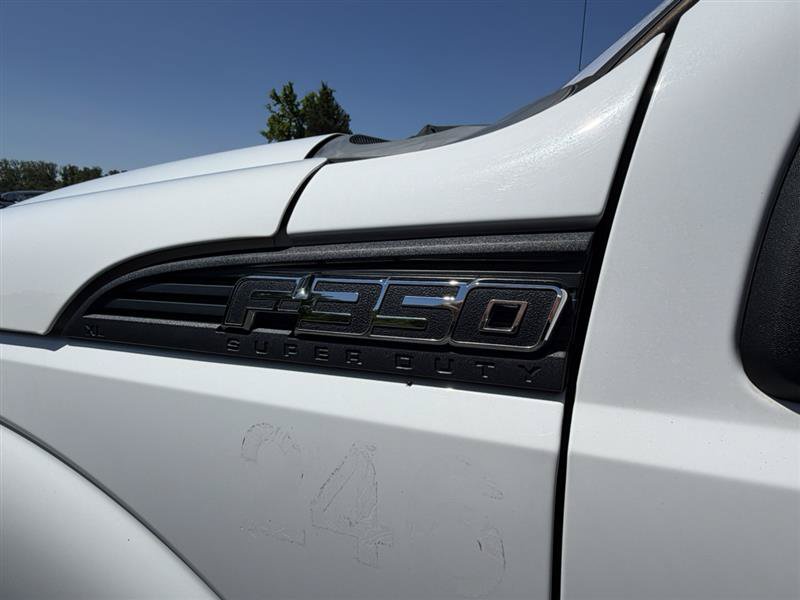 Used 2015 Ford F350 XL w/ Power Equipment Group RWD image 11