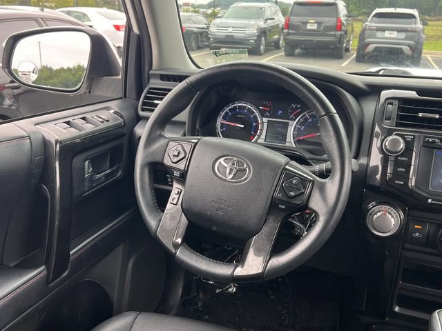 Used 2019 Toyota 4Runner TRD Off-Road Premium AWD/4WD image 17
