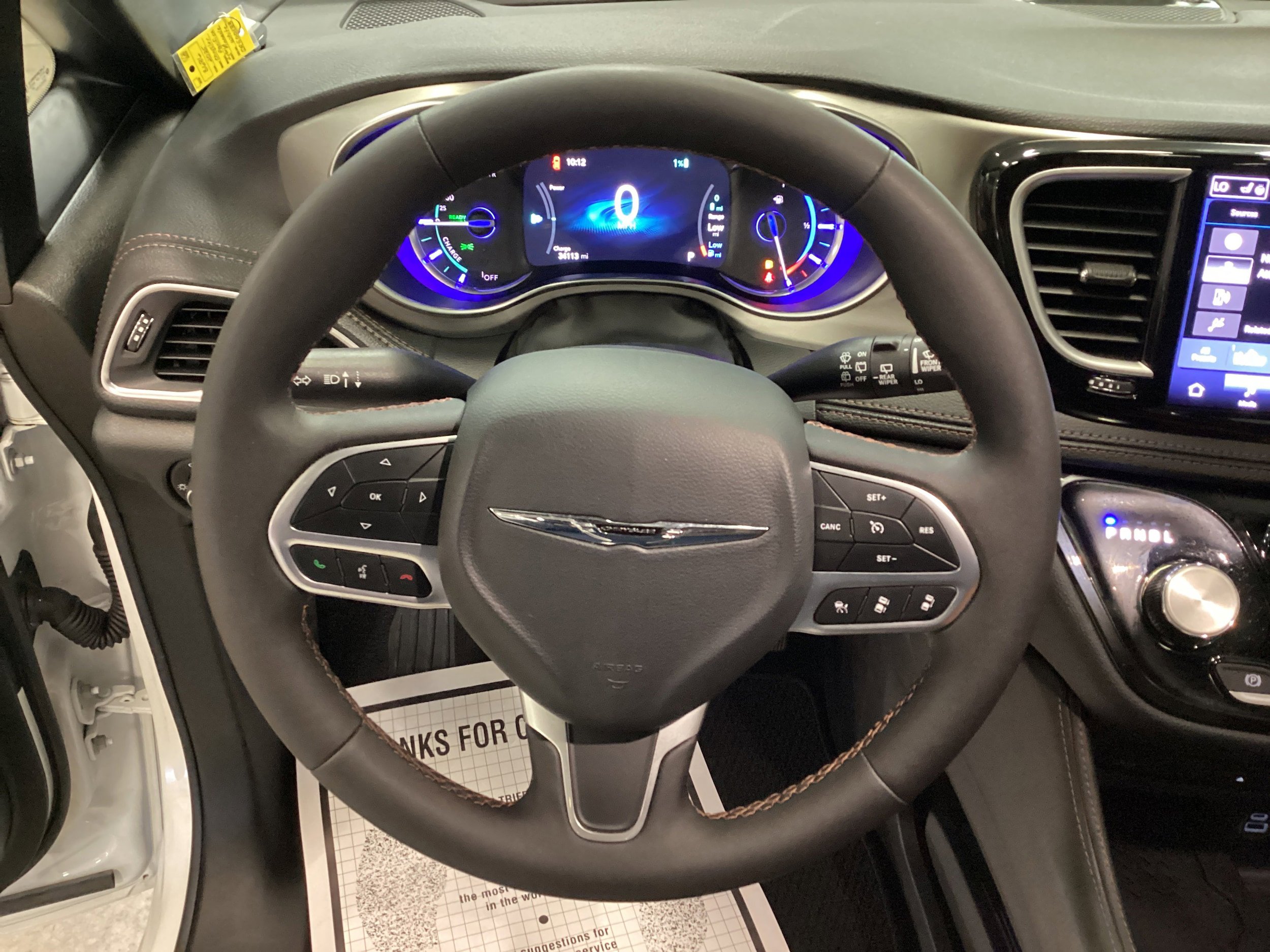 Used 2025 Chrysler Pacifica Pinnacle image 24