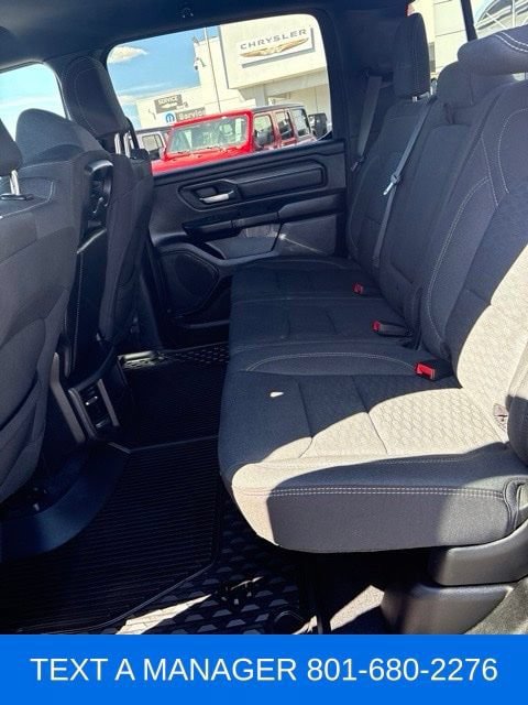 Used 2025 RAM 1500 Warlock AWD/4WD image 13