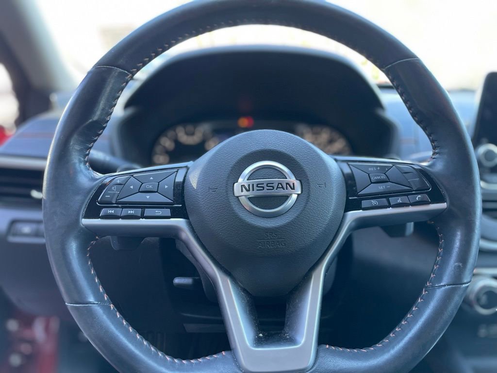 Used 2021 Nissan Altima 2.5 SR w/ SR Premium Package image 13