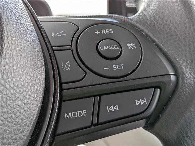 Used 2021 Toyota Corolla LE FWD image 13