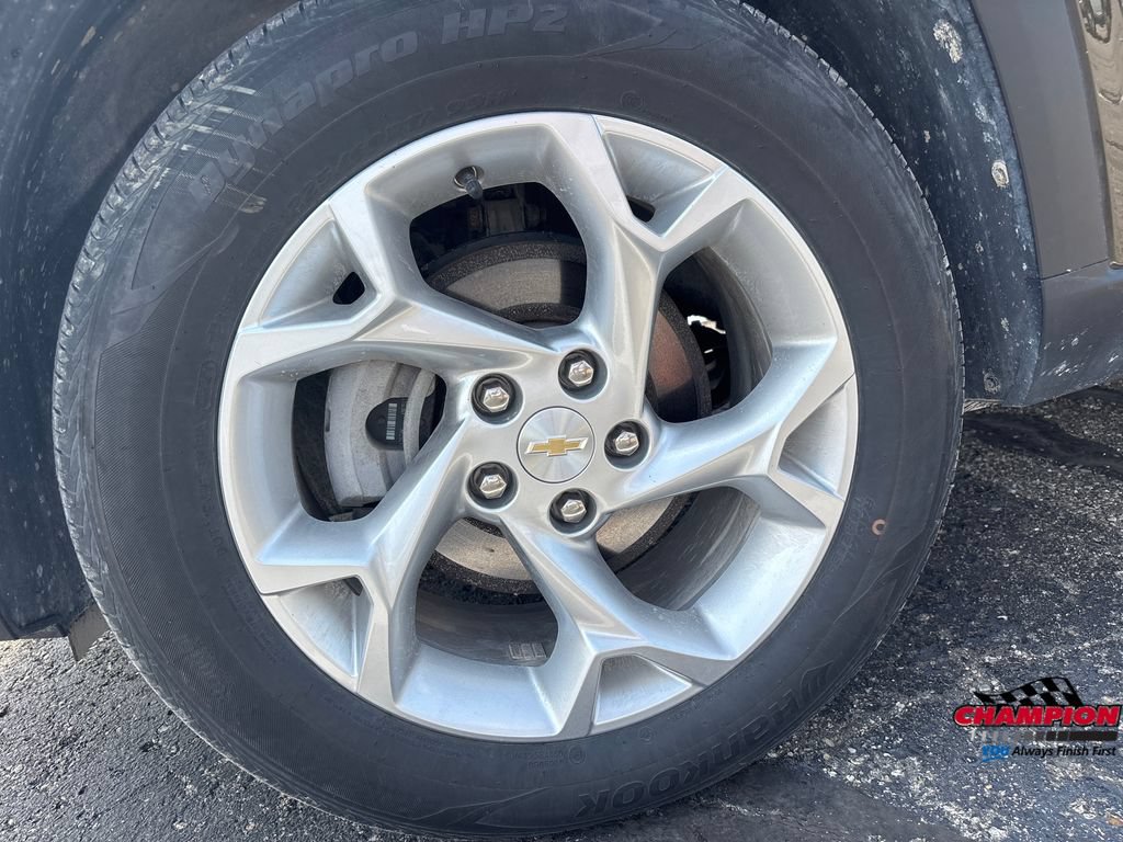 Used 2024 Chevrolet Trax LS w/ LS Convenience Package FWD image 11