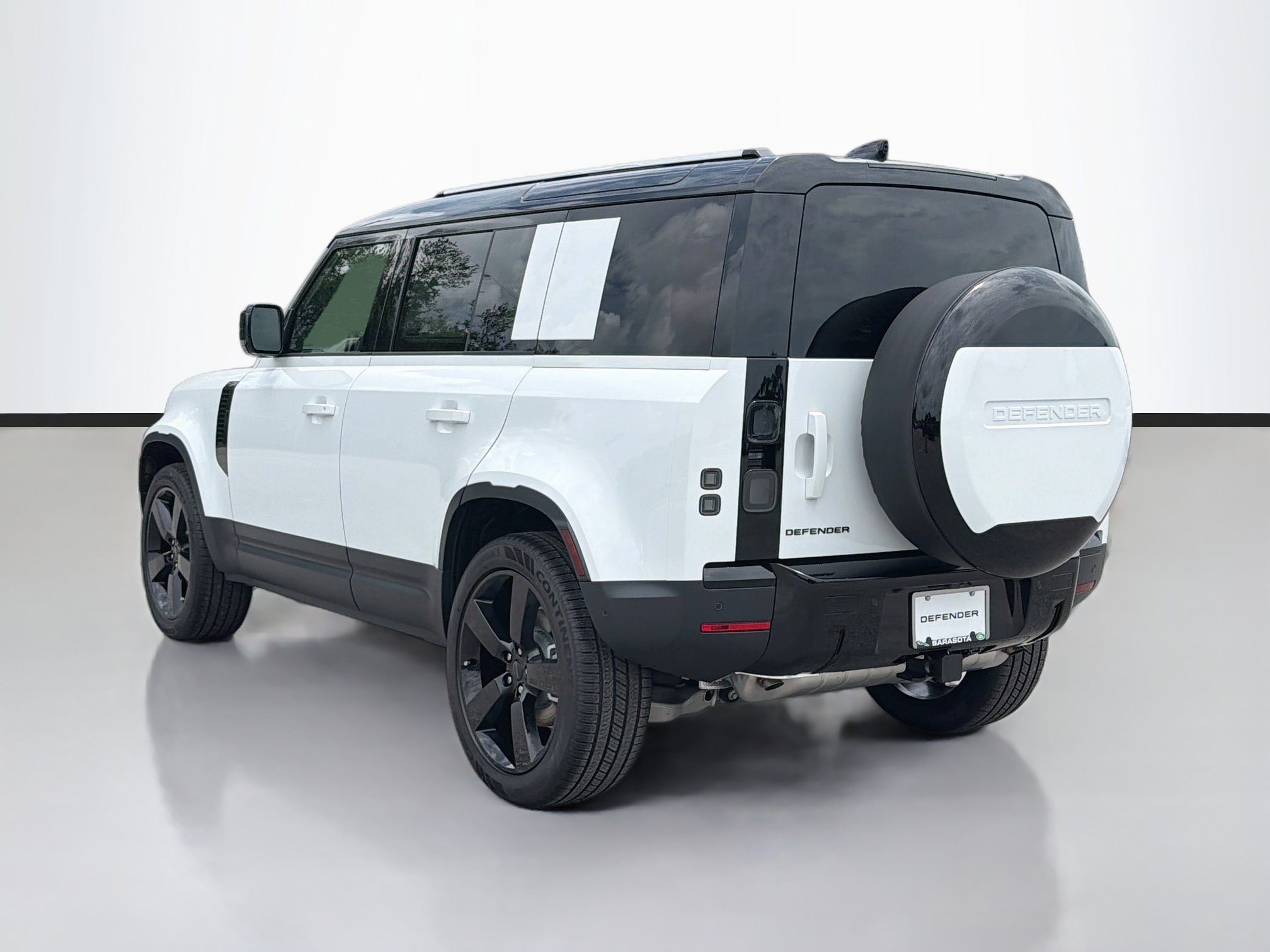 New 2026 Land Rover Defender 110 S AWD/4WD image 3