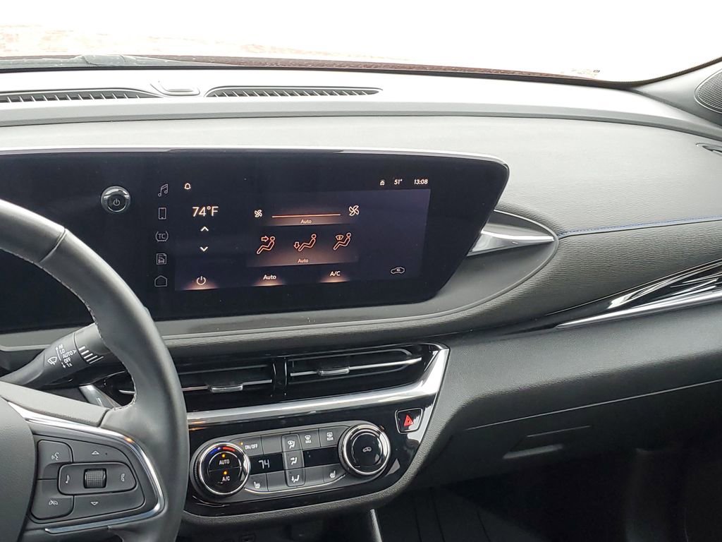 Used 2024 Buick Envista Sport Touring w/ Convenience II Package FWD image 28