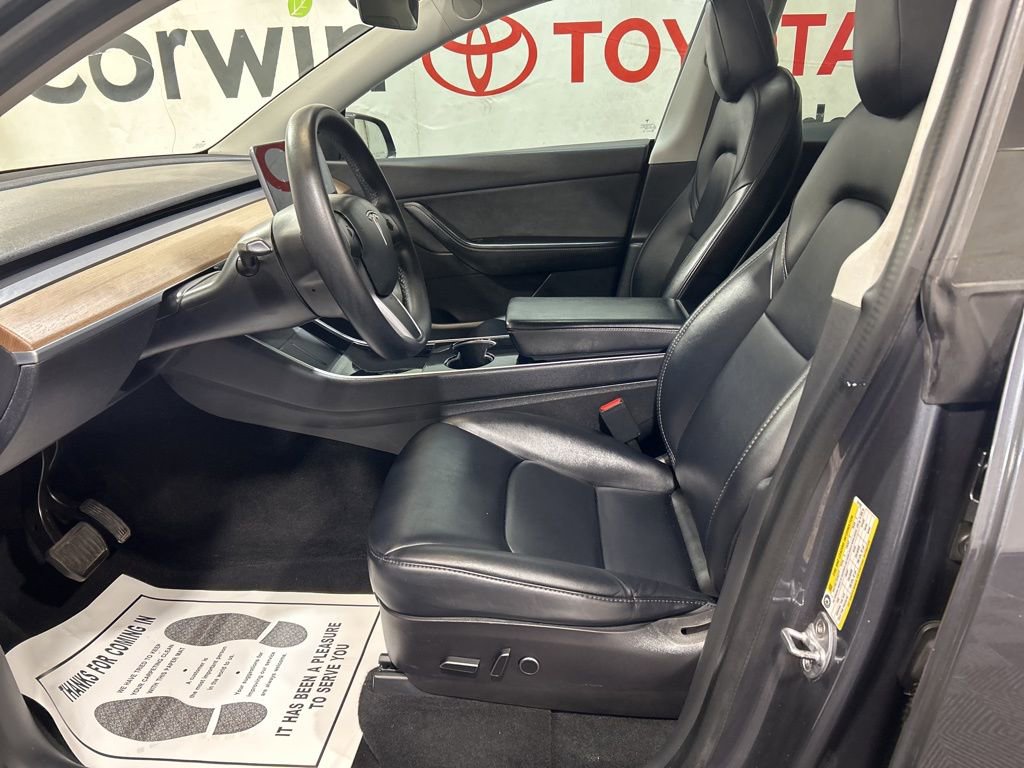 Used 2021 Tesla Model Y Long Range image 23