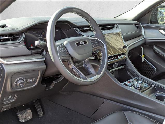 New 2026 Jeep Grand Cherokee Limited w/ Limited Altitude Package image 3