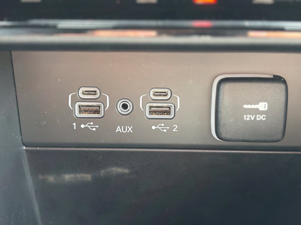 Certified 2025 Jeep Grand Cherokee Limited AWD/4WD image 30