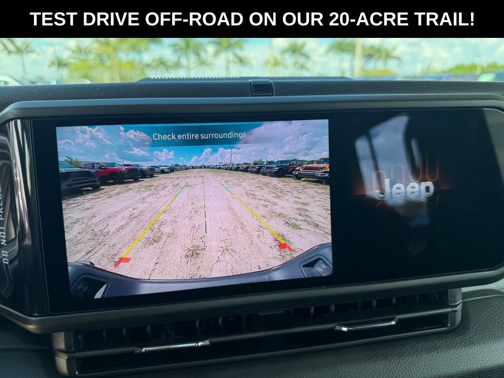 New 2026 Jeep Gladiator Sport AWD/4WD image 16