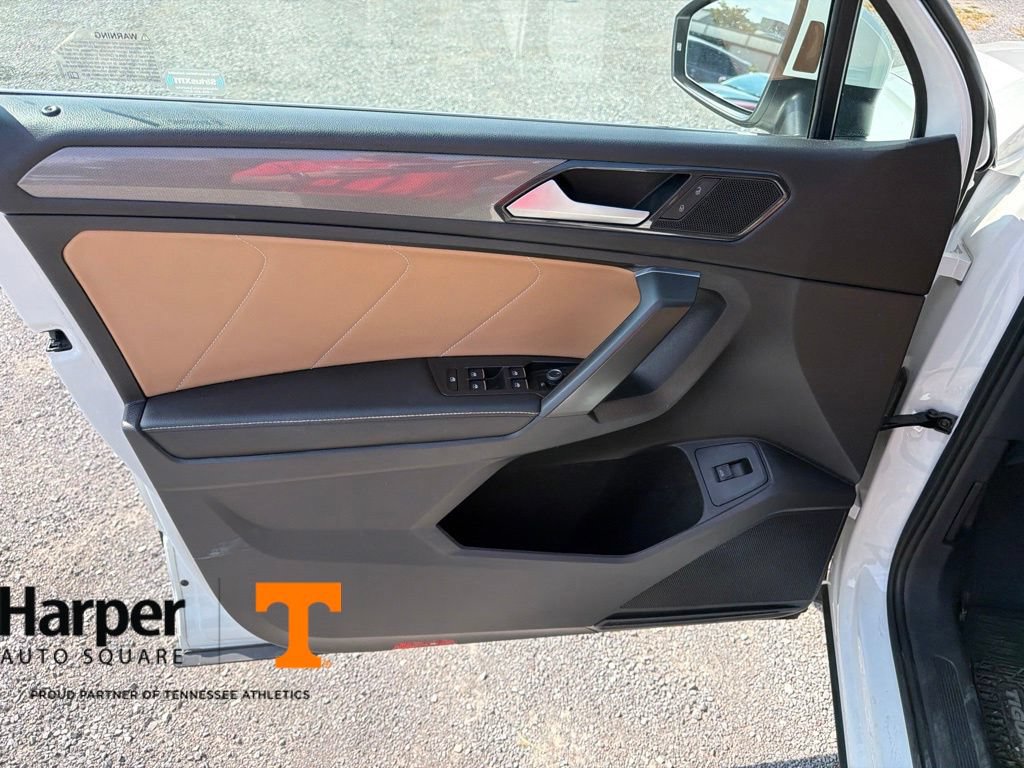 Used 2022 Volkswagen Tiguan SE FWD image 19