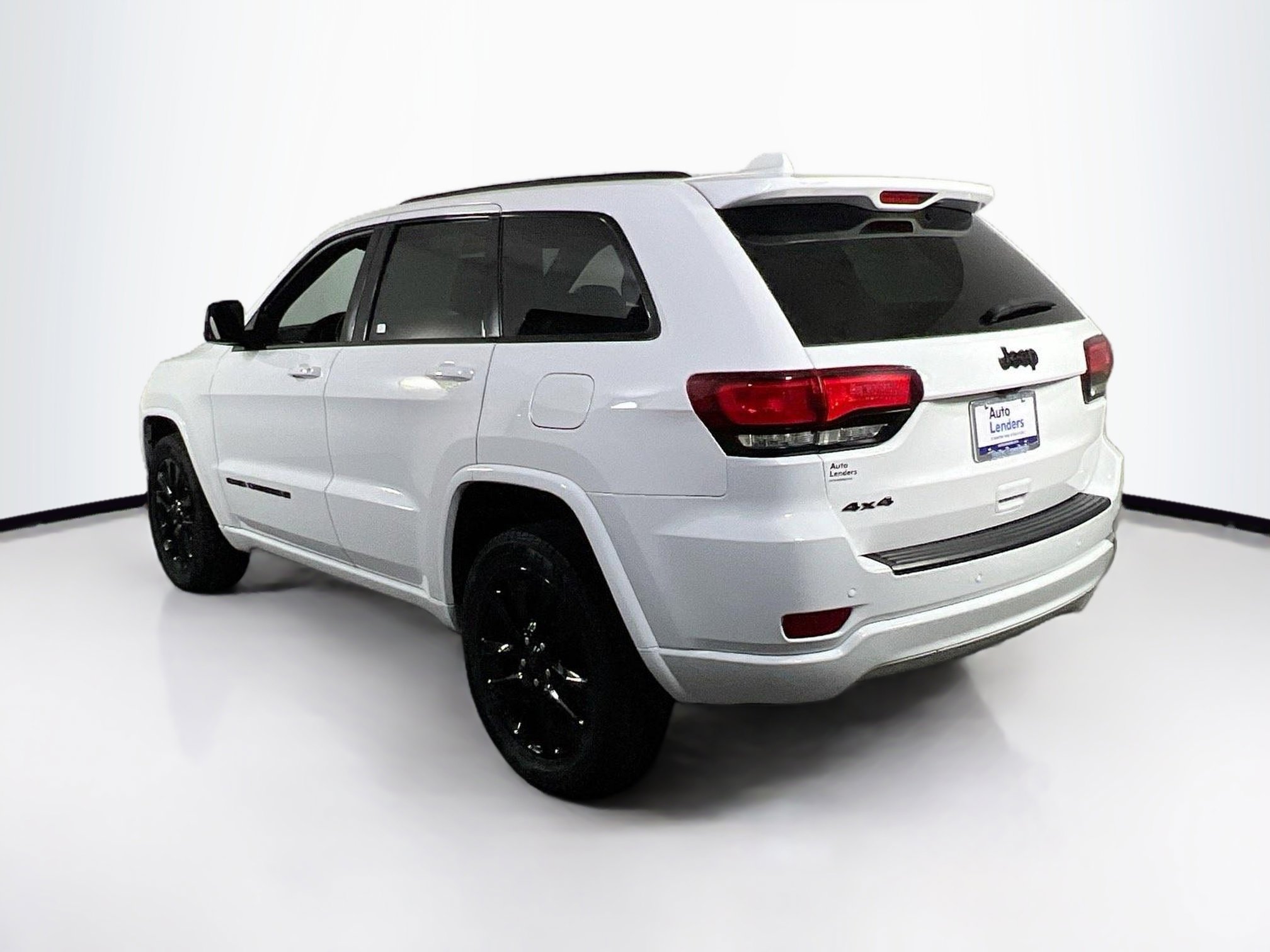 Used 2022 Jeep Grand Cherokee Laredo X image 7