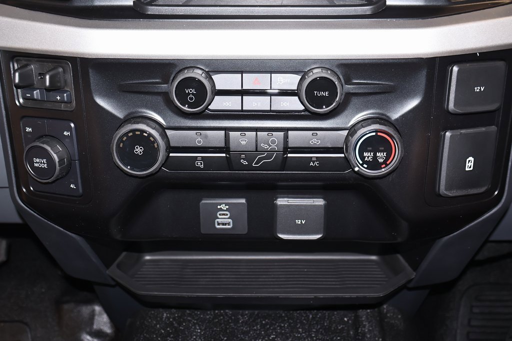 New 2026 Ford F550 4x4 Regular Cab Super Duty image 19