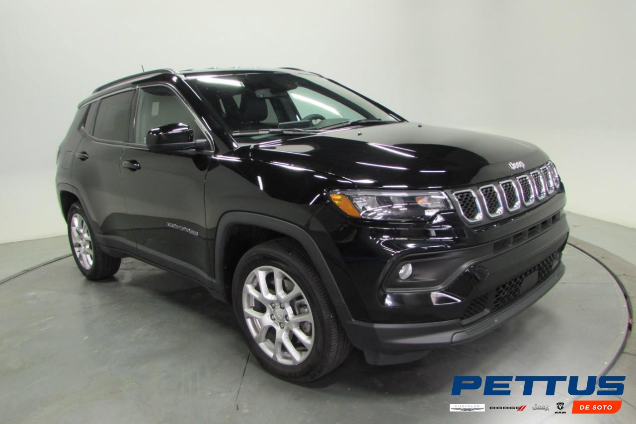 Used 2024 Jeep Compass Latitude