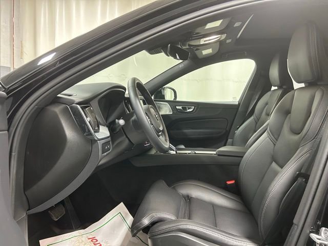 Certified 2025 Volvo XC60 T8 Ultra image 11