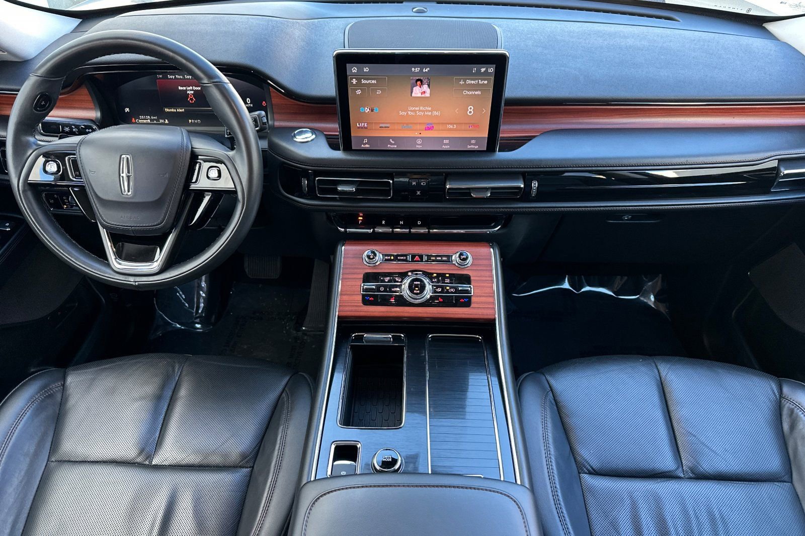 Used 2024 Lincoln Aviator Reserve image 16