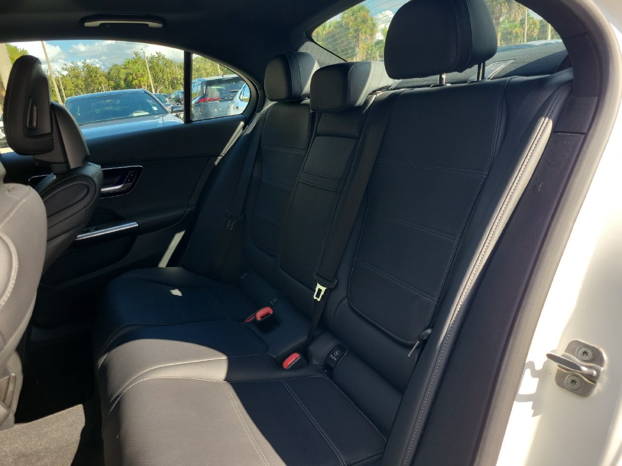 Used 2025 Mercedes-Benz C 300 Sedan image 11