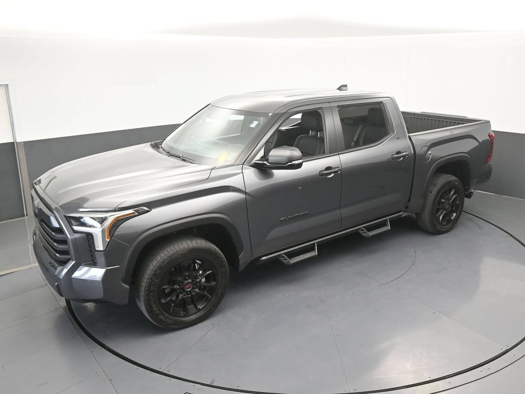 Used 2025 Toyota Tundra SR5 w/ SR5 Convenience Package AWD/4WD image 44