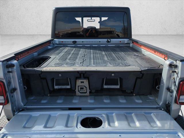 Used 2022 Jeep Gladiator Sport image 6