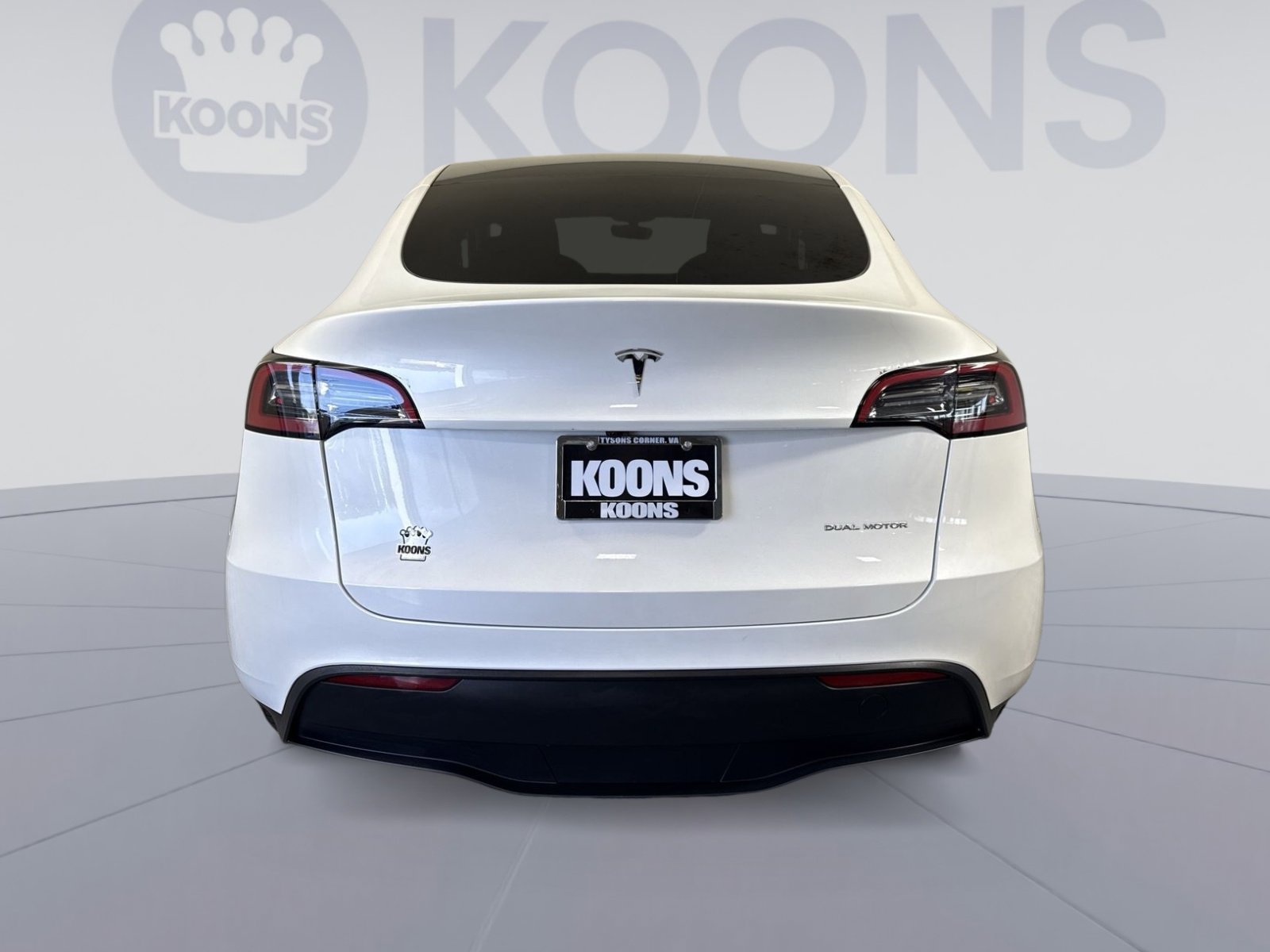 Used 2024 Tesla Model Y Long Range AWD/4WD image 5