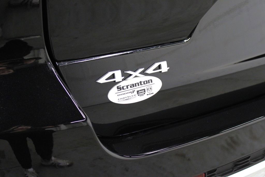 New 2025 Jeep Grand Cherokee Laredo w/ Luxury Tech Group I image 38