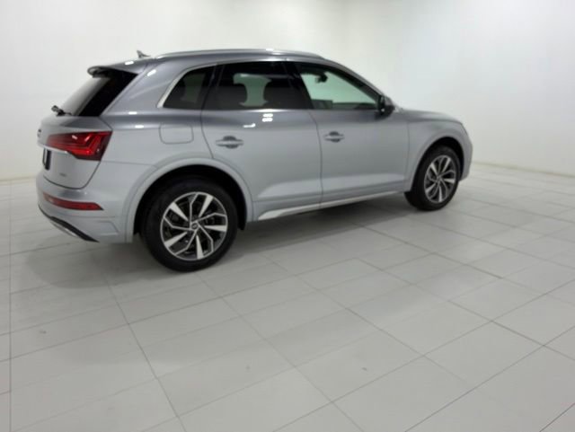 Used 2021 Audi Q5 2.0T Premium Plus w/ Premium Plus Package AWD/4WD image 6