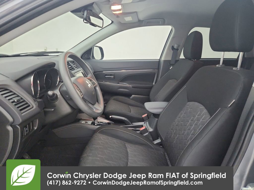 Used 2025 Mitsubishi Outlander Sport ES image 18