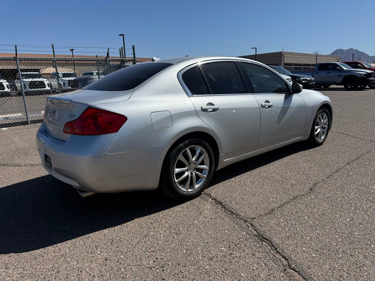 Used 2009 INFINITI G37 Journey w/ Premium Pkg RWD image 5