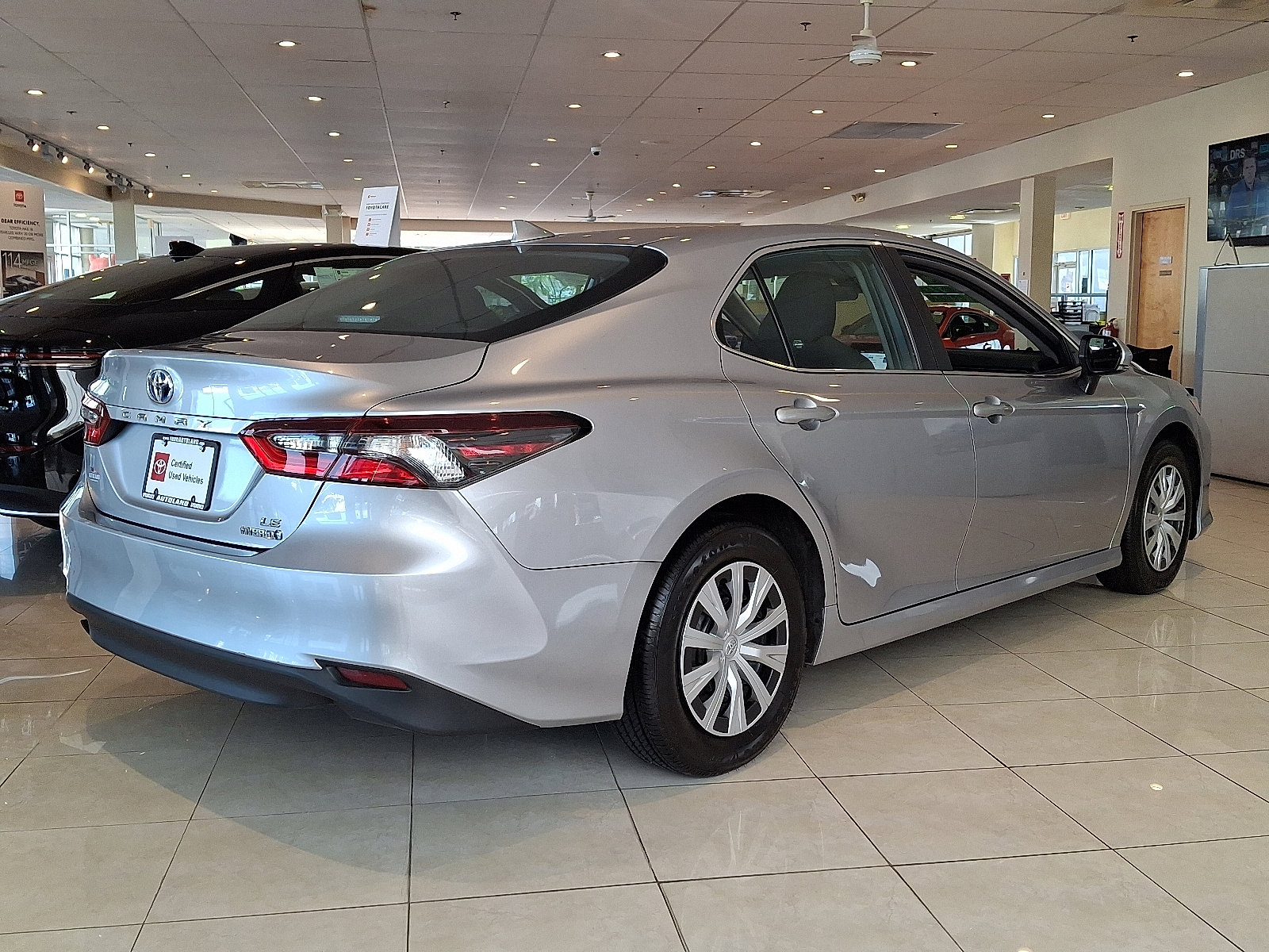 Certified 2024 Toyota Camry LE image 6