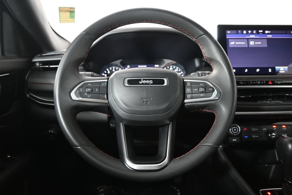 Used 2024 Jeep Compass Trailhawk AWD/4WD image 33