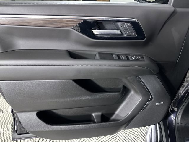 New 2026 Chevrolet Suburban LT w/ Comfort Package AWD/4WD image 23