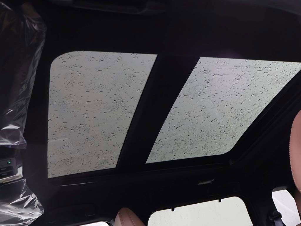 New 2026 Mitsubishi Outlander SEL image 22