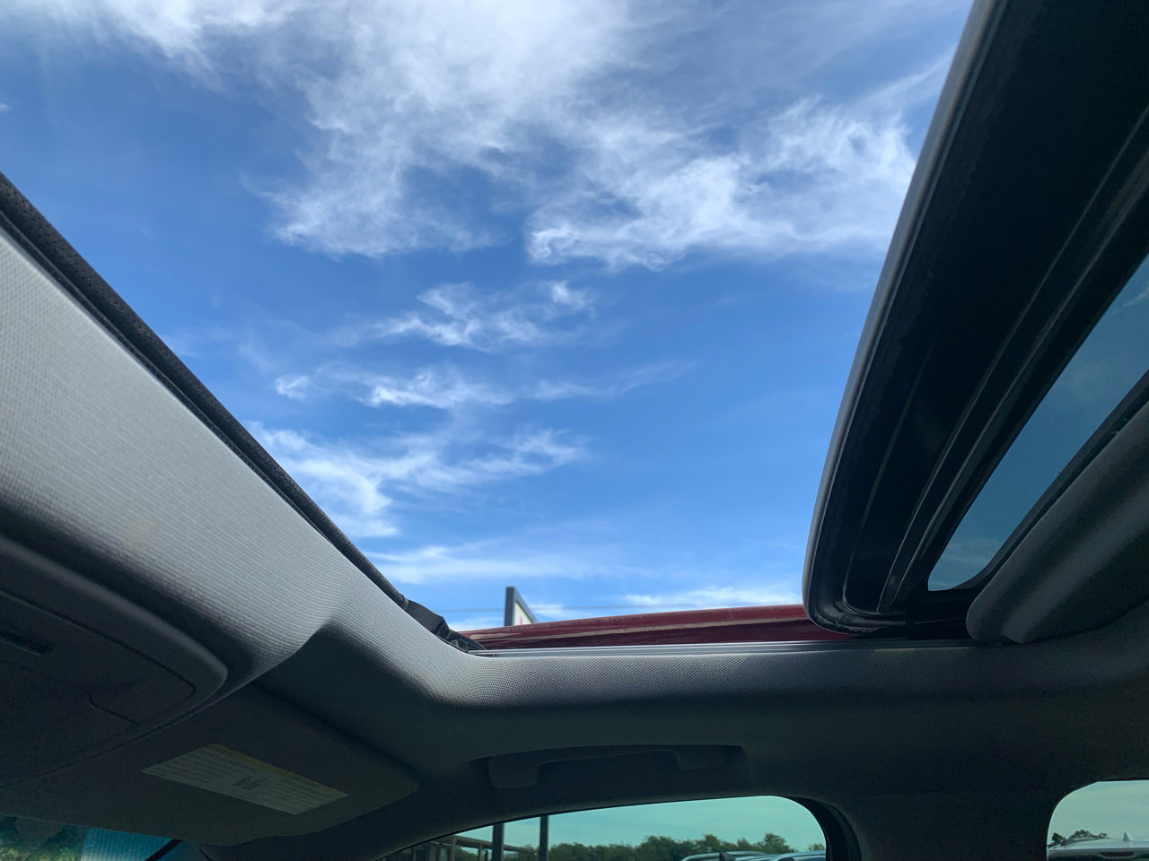 Used 2020 GMC Yukon XL SLT image 36