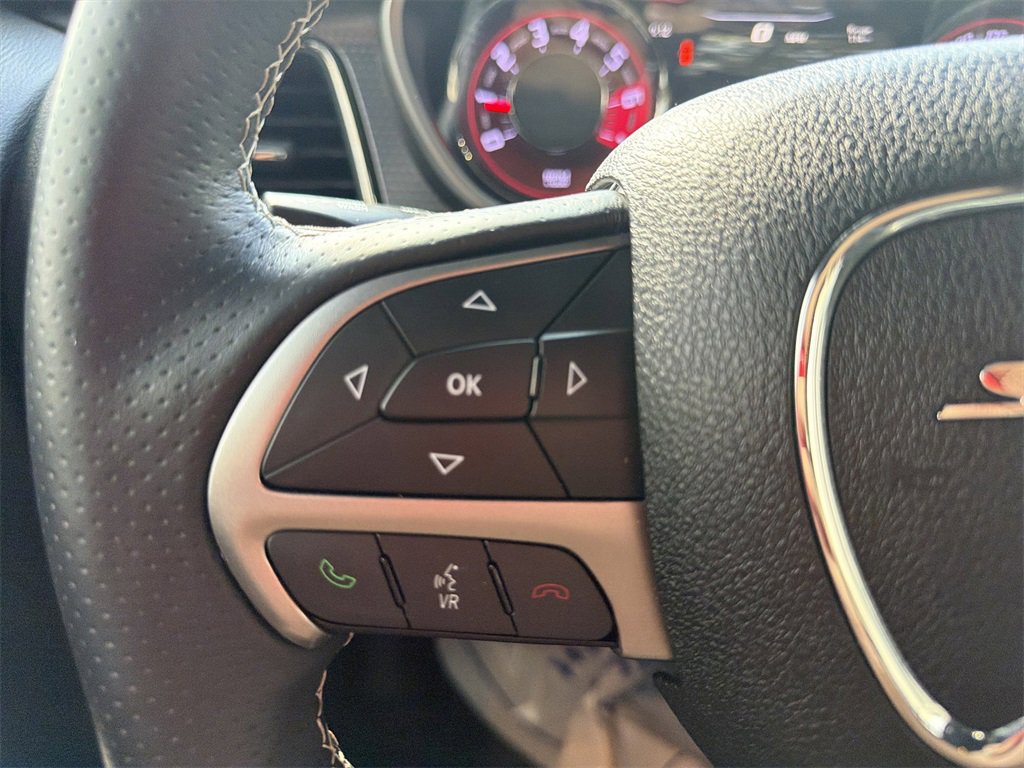 Used 2015 Dodge Challenger SRT Hellcat image 23