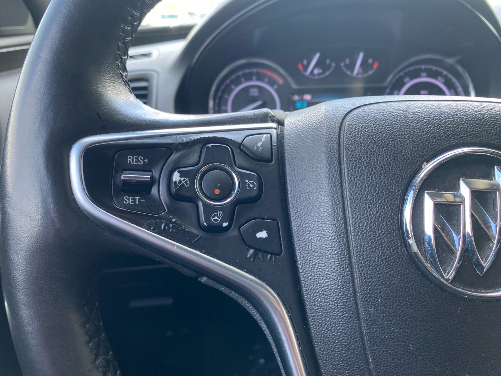 Used 2015 Buick Regal Premium w/ Experience Buick Package image 27