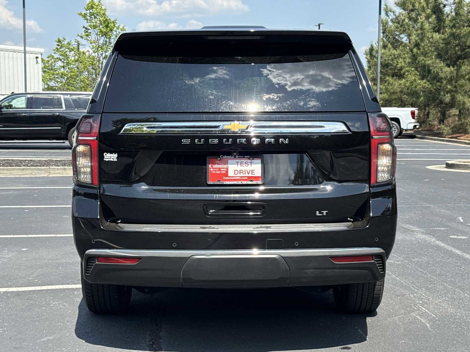 Used 2021 Chevrolet Suburban LT AWD/4WD image 25