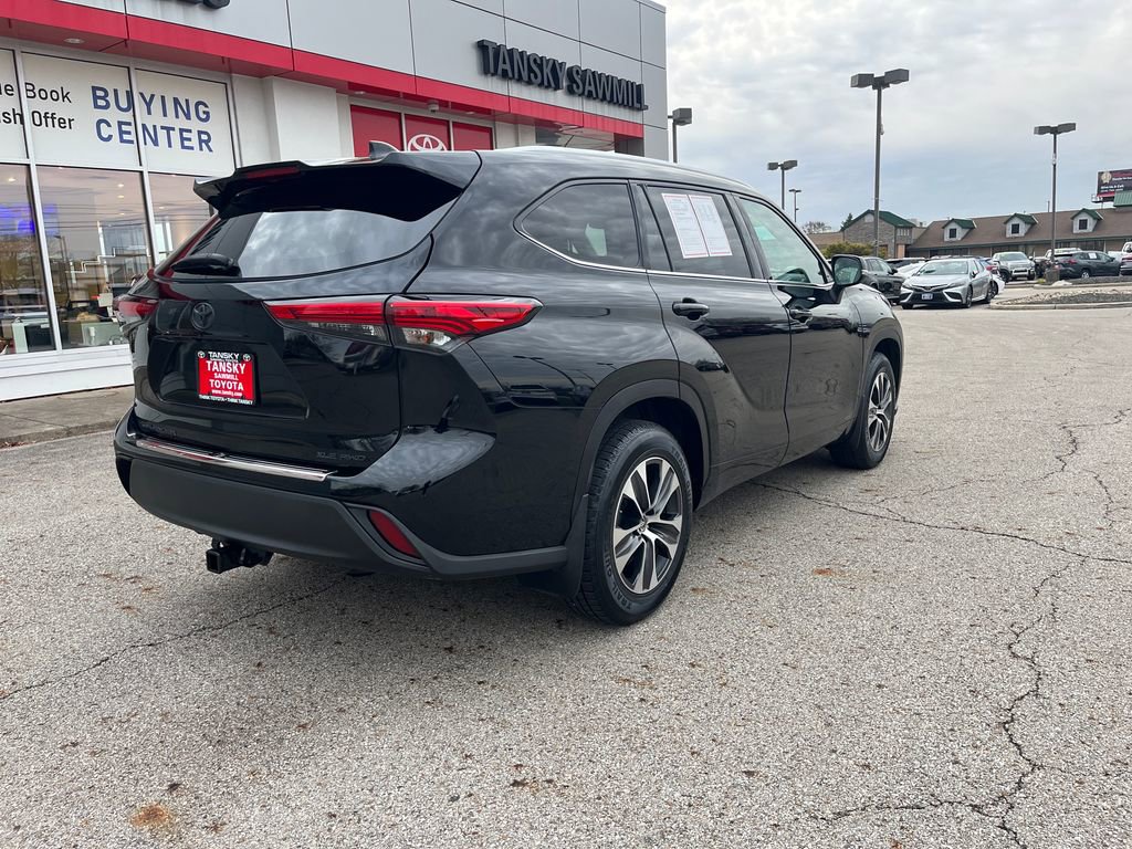 Certified 2020 Toyota Highlander XLE image 5