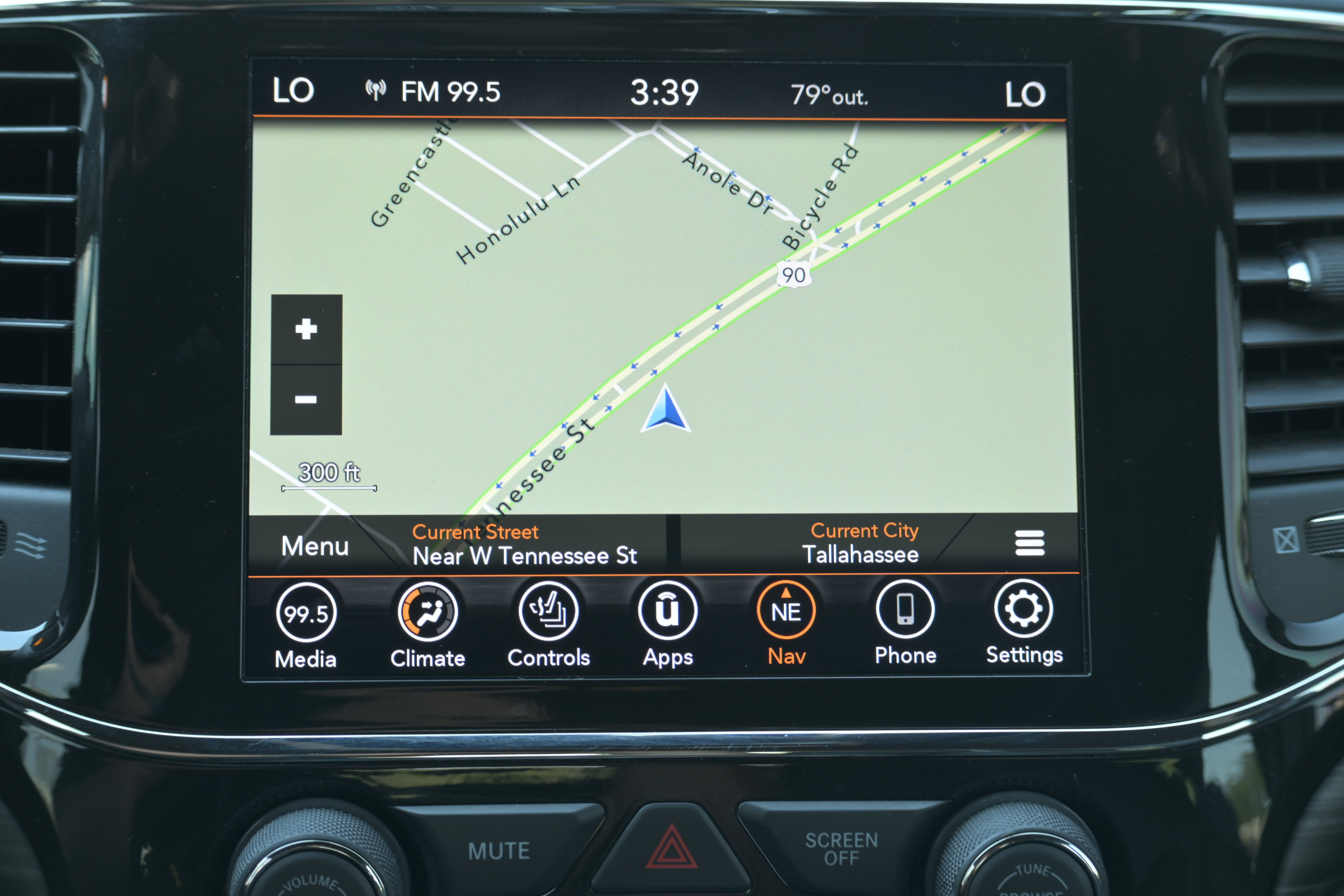 Used 2022 Jeep Grand Cherokee Laredo X AWD/4WD image 15