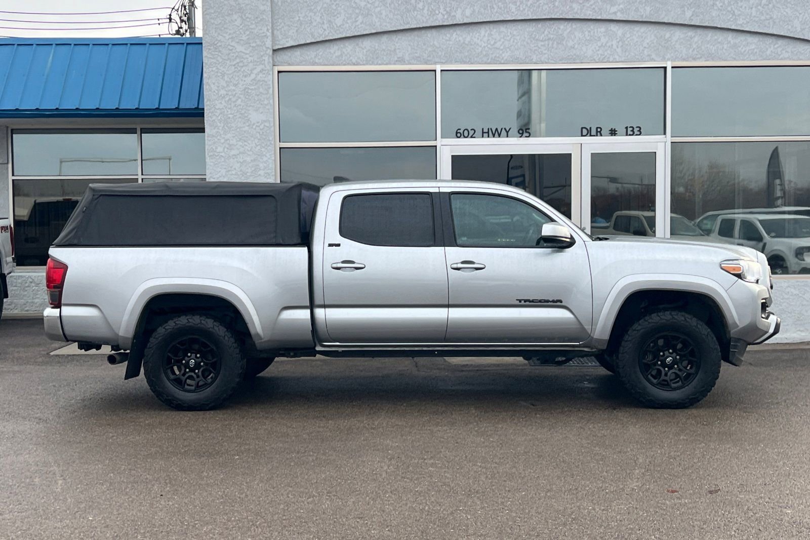 Used 2022 Toyota Tacoma SR5 w/ Black Out Package (TMS) video 2